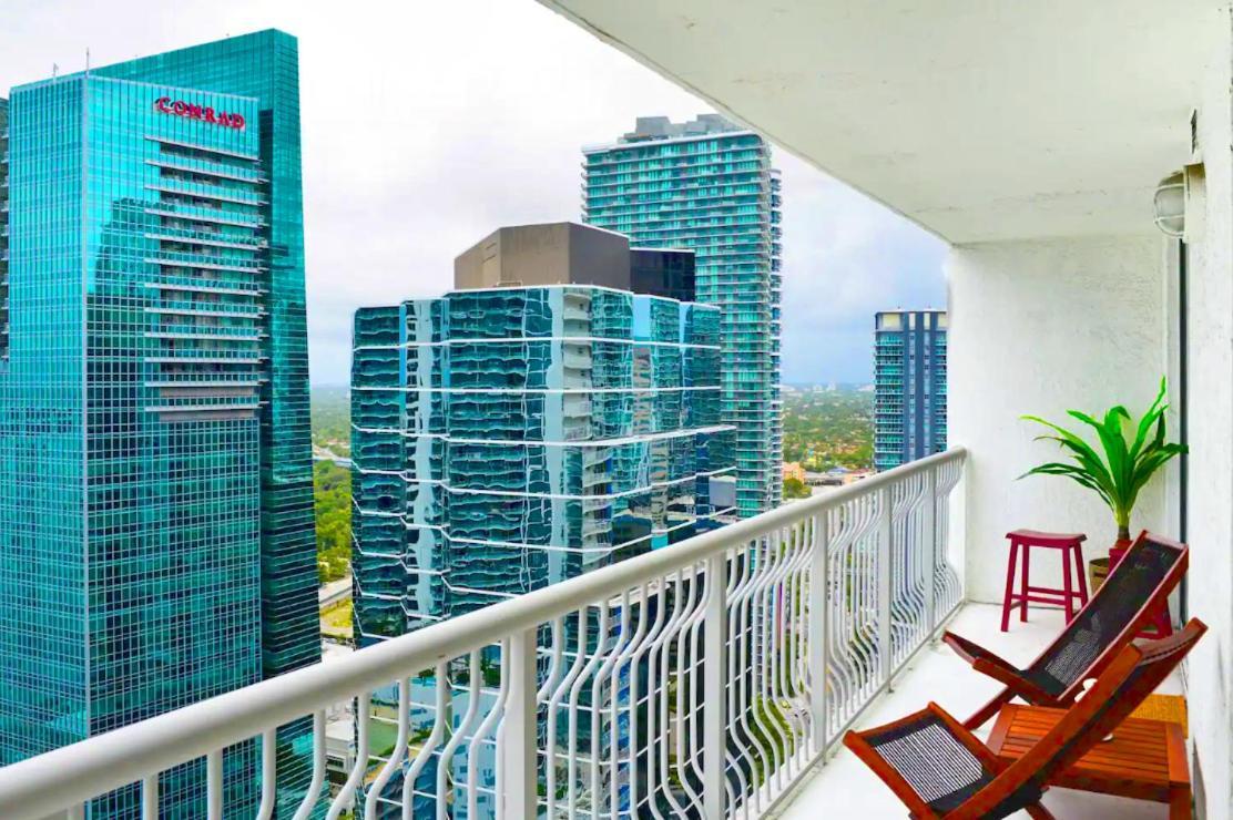 Luxury 2 Bedroom At Brickell With Pool Apartment *